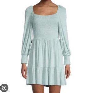 BB Dakota By Steve Madden Smocked Long sleeve Fit and Flare dress Size L NWT